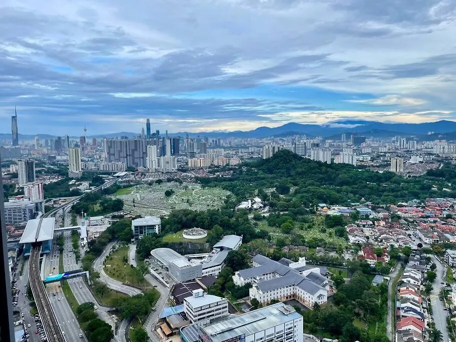 Artecheras By Lottehouse #Karaoke #Klcc View Kuala Lumpur Apartment